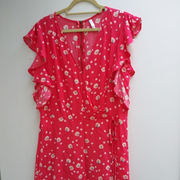 Dress - Picture 2 of 2